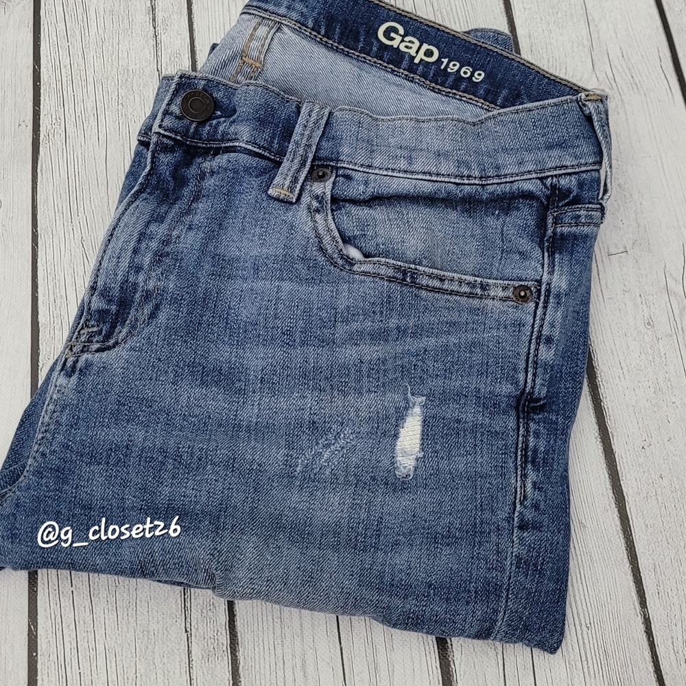 Gap 1969 Girlfriend Jeans Size 28r